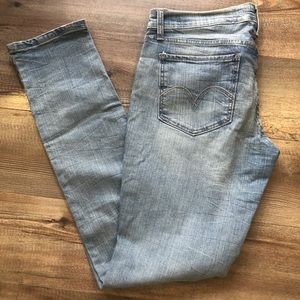 Levi’s 524 jeans 30x32 good condition